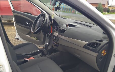 Renault Megane III, 2012 год, 700 000 рублей, 12 фотография