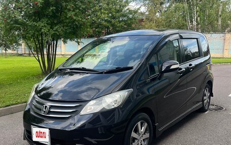 Honda Freed I, 2010 год, 1 098 000 рублей, 2 фотография
