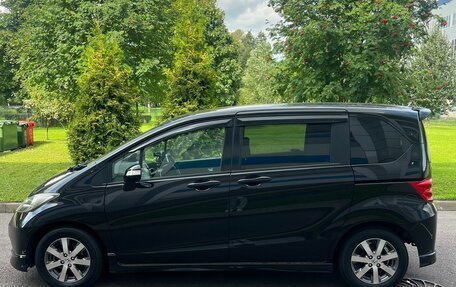 Honda Freed I, 2010 год, 1 098 000 рублей, 8 фотография