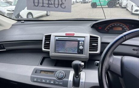 Honda Freed I, 2010 год, 1 098 000 рублей, 15 фотография
