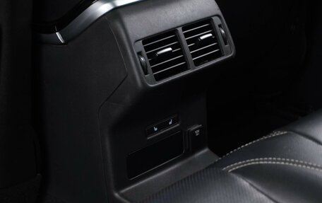 Land Rover Range Rover Velar I, 2017 год, 2 820 000 рублей, 13 фотография