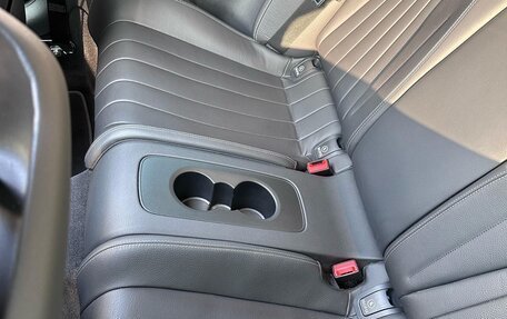 Mercedes-Benz E-Класс, 2022 год, 5 800 000 рублей, 4 фотография