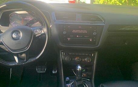 Volkswagen Tiguan II, 2017 год, 2 600 000 рублей, 9 фотография