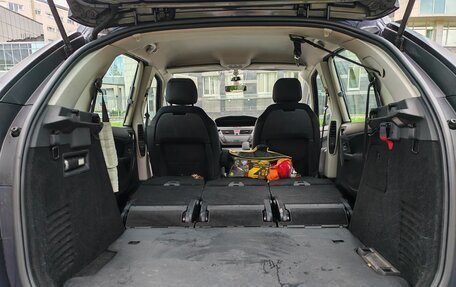 Citroen C4 Picasso II рестайлинг, 2007 год, 400 000 рублей, 19 фотография