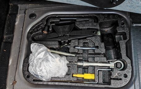 Citroen C4 Picasso II рестайлинг, 2007 год, 400 000 рублей, 26 фотография