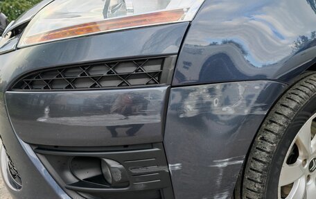 Citroen C4 Picasso II рестайлинг, 2007 год, 400 000 рублей, 38 фотография
