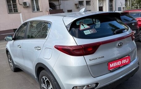 KIA Sportage IV рестайлинг, 2018 год, 1 950 000 рублей, 3 фотография