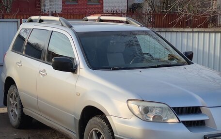 Mitsubishi Outlander III рестайлинг 3, 2006 год, 540 000 рублей, 26 фотография