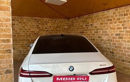 BMW 5 серия, 2024 год, 6 250 000 рублей, 3 фотография