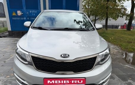 KIA Rio III рестайлинг, 2015 год, 1 045 000 рублей, 4 фотография