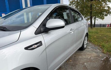 KIA Rio III рестайлинг, 2015 год, 1 045 000 рублей, 23 фотография
