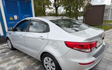 KIA Rio III рестайлинг, 2015 год, 1 045 000 рублей, 40 фотография