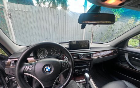 BMW 3 серия, 2009 год, 1 050 000 рублей, 22 фотография