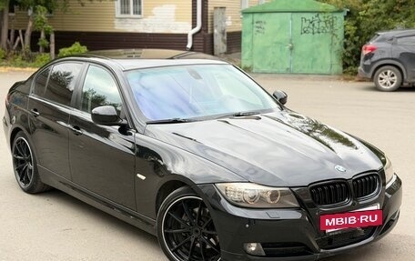 BMW 3 серия, 2009 год, 1 050 000 рублей, 19 фотография