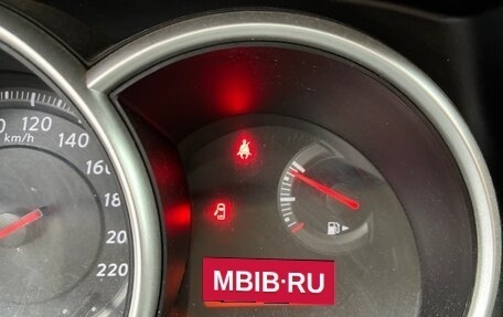Nissan Tiida, 2012 год, 700 000 рублей, 12 фотография