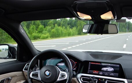BMW 3 серия, 2019 год, 4 500 000 рублей, 15 фотография