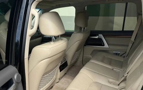 Toyota Land Cruiser 200, 2018 год, 6 650 000 рублей, 18 фотография