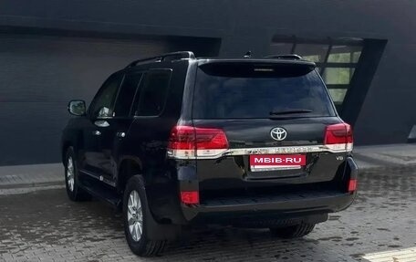 Toyota Land Cruiser 200, 2018 год, 6 650 000 рублей, 14 фотография
