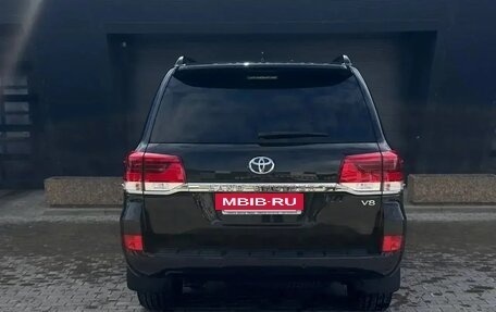 Toyota Land Cruiser 200, 2018 год, 6 650 000 рублей, 16 фотография