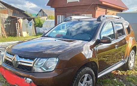 Renault Duster I рестайлинг, 2015 год, 1 000 000 рублей, 4 фотография