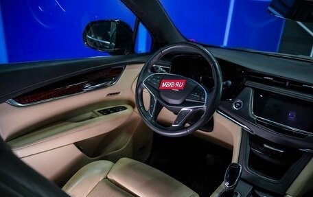Cadillac XT5 I рестайлинг, 2017 год, 2 800 000 рублей, 29 фотография