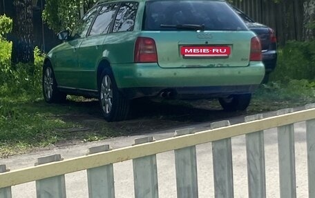Audi A4, 1996 год, 270 000 рублей, 3 фотография