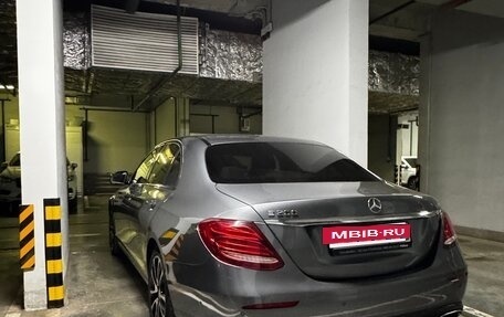 Mercedes-Benz E-Класс, 2016 год, 2 650 000 рублей, 5 фотография