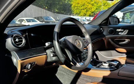 Mercedes-Benz E-Класс, 2016 год, 2 650 000 рублей, 8 фотография