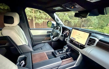 Toyota Sequoia, 2025 год, 14 800 000 рублей, 2 фотография