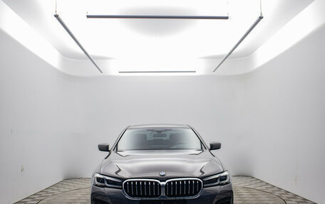 BMW 5 серия, 2020 год, 4 290 000 рублей, 2 фотография