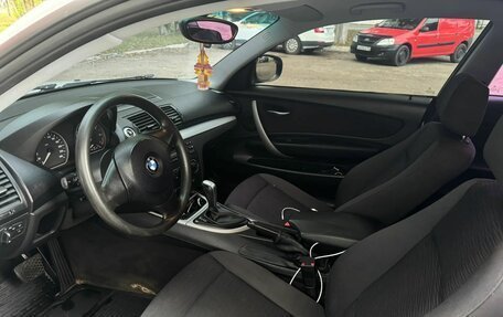BMW 1 серия, 2011 год, 780 000 рублей, 11 фотография