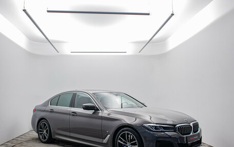 BMW 5 серия, 2020 год, 4 290 000 рублей, 3 фотография