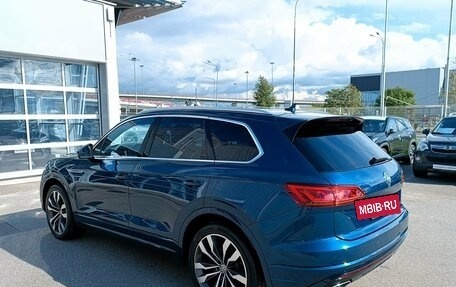 Volkswagen Touareg III, 2020 год, 5 300 000 рублей, 3 фотография