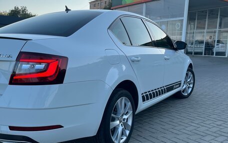 Skoda Octavia, 2018 год, 1 999 000 рублей, 4 фотография