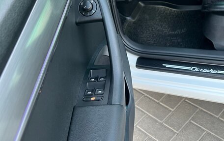 Skoda Octavia, 2018 год, 1 999 000 рублей, 19 фотография