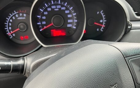 KIA Rio III рестайлинг, 2014 год, 770 000 рублей, 9 фотография