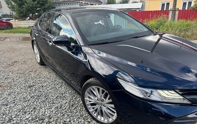 Toyota Camry, 2018 год, 3 400 000 рублей, 1 фотография