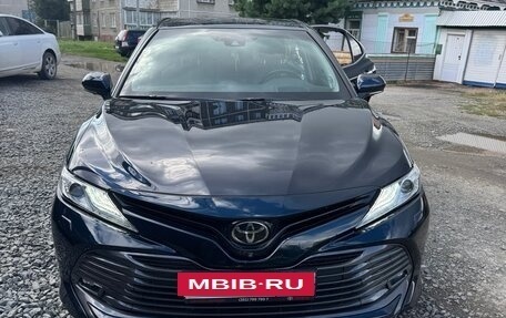 Toyota Camry, 2018 год, 3 400 000 рублей, 3 фотография