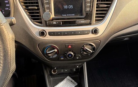 Hyundai Solaris II рестайлинг, 2018 год, 1 193 000 рублей, 7 фотография
