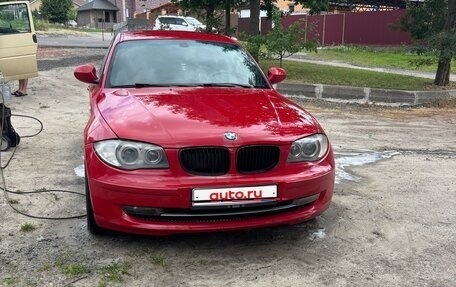 BMW 1 серия, 2011 год, 810 000 рублей, 1 фотография