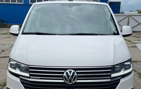 Volkswagen Caravelle T6 рестайлинг, 2021 год, 4 850 000 рублей, 3 фотография