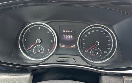 Volkswagen Caravelle T6 рестайлинг, 2021 год, 4 850 000 рублей, 9 фотография