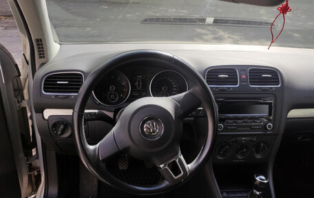 Volkswagen Golf VI, 2011 год, 850 000 рублей, 15 фотография
