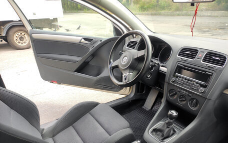 Volkswagen Golf VI, 2011 год, 850 000 рублей, 12 фотография