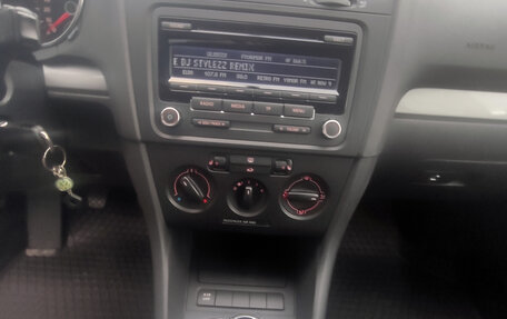 Volkswagen Golf VI, 2011 год, 850 000 рублей, 18 фотография