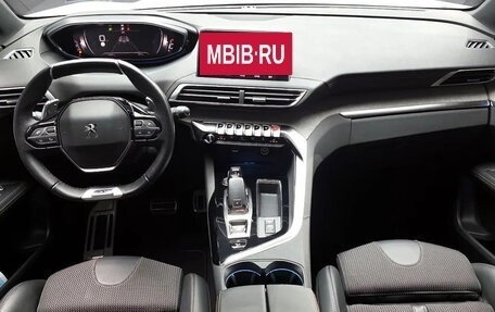 Peugeot 3008 II, 2023 год, 1 830 000 рублей, 5 фотография