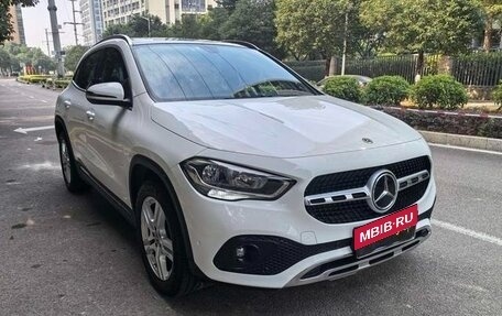 Mercedes-Benz GLA, 2020 год, 2 120 000 рублей, 3 фотография