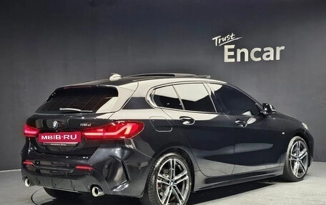BMW 1 серия, 2023 год, 2 600 000 рублей, 2 фотография