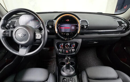 MINI Clubman, 2023 год, 2 350 000 рублей, 6 фотография