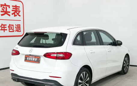Mercedes-Benz B-Класс, 2023 год, 1 600 000 рублей, 3 фотография